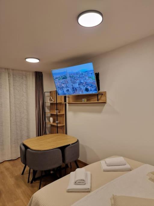 G-in-st Apartmán *